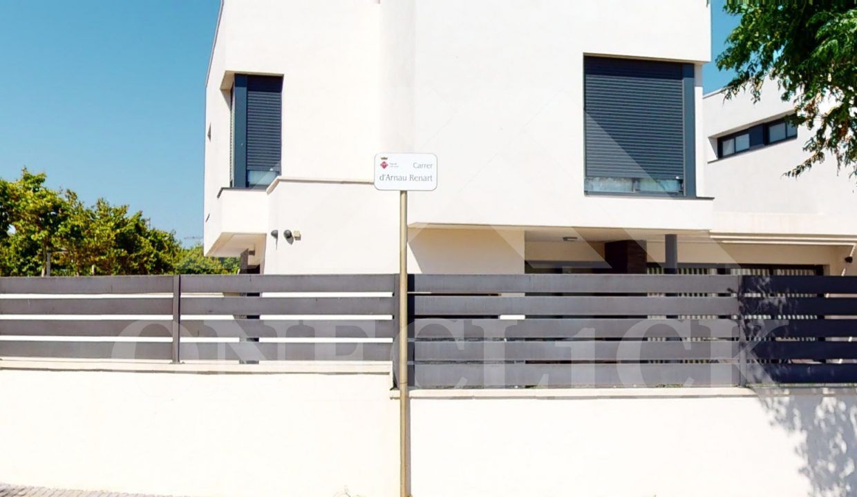 Arnau-06252020_184632