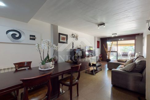 Casa-adosada-venta-piscina-Vilafortuny-Inmobiliaria-One-Cl1ck 22