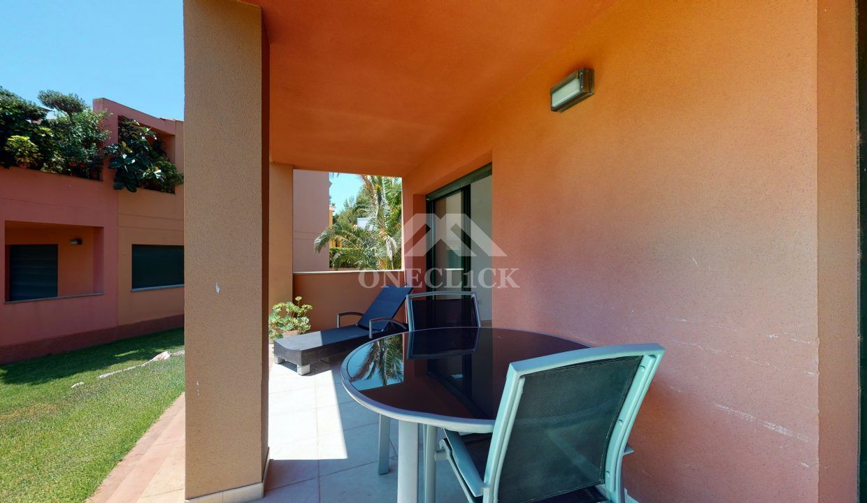 Casa-pareada-Bonmont-garaje-pisicina-Inmobiliaria-One-Cl1ck 10