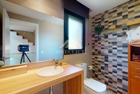 Casa-pareada-Bonmont-garaje-pisicina-Inmobiliaria-One-Cl1ck 13