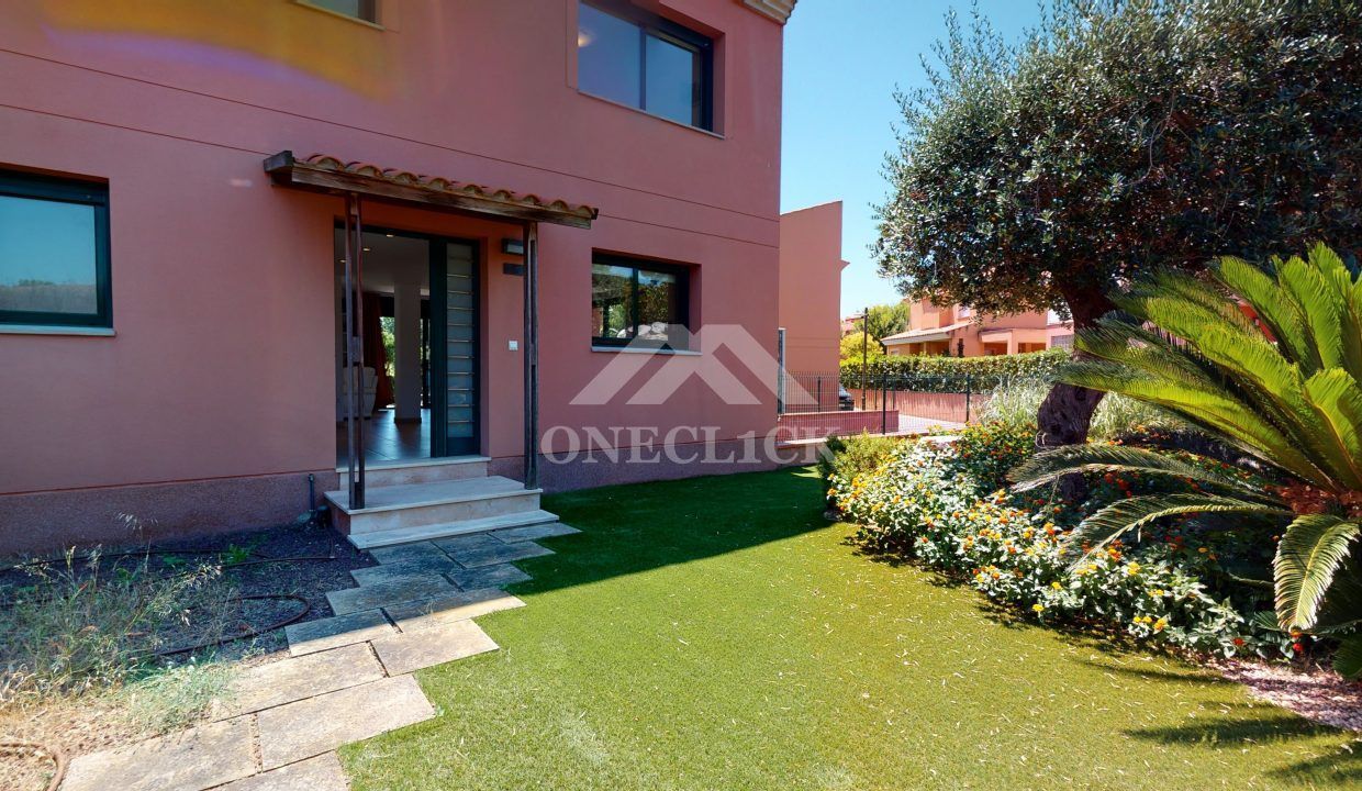 Casa-pareada-Bonmont-garaje-pisicina-Inmobiliaria-One-Cl1ck 17