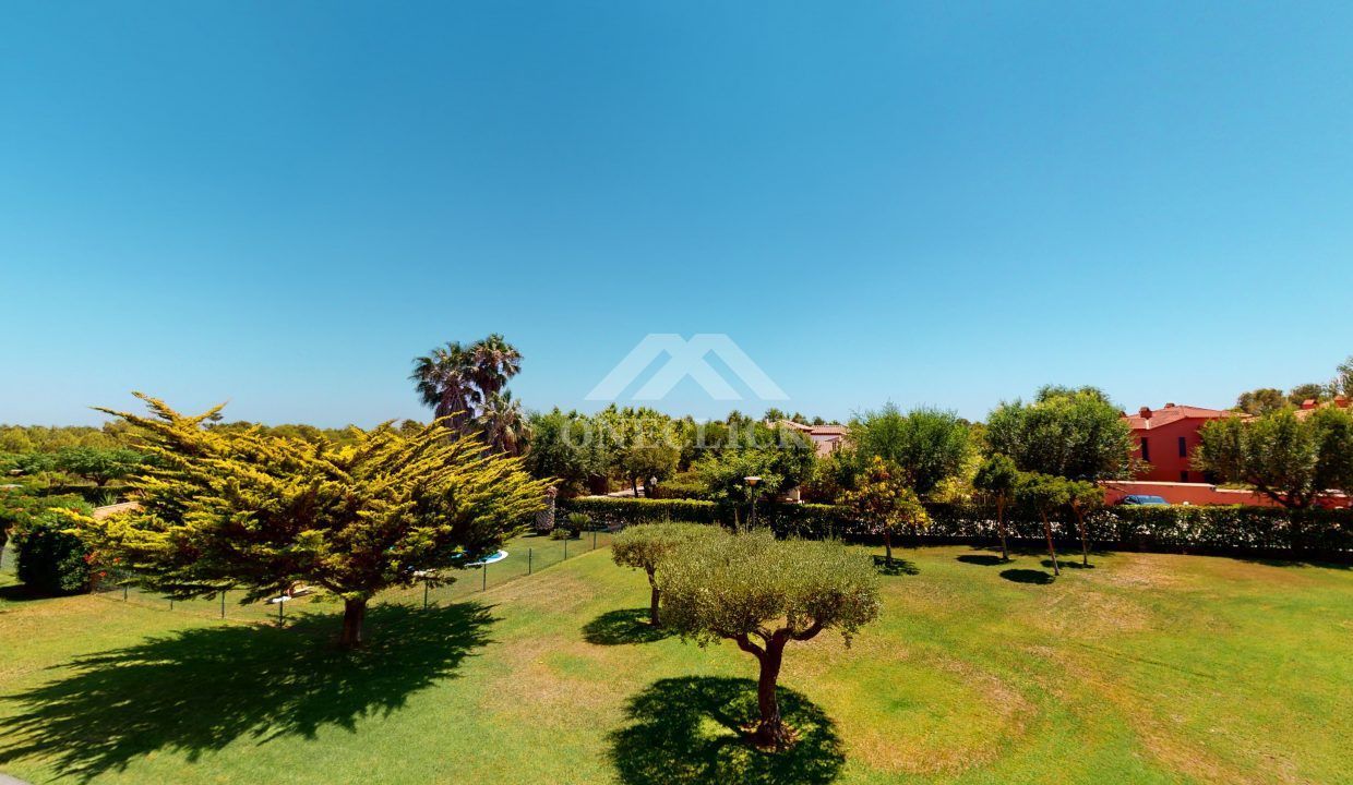 Casa-pareada-Bonmont-garaje-pisicina-Inmobiliaria-One-Cl1ck 18