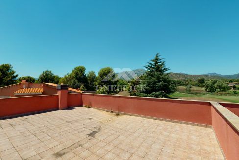 Casa-pareada-Bonmont-garaje-pisicina-Inmobiliaria-One-Cl1ck 20