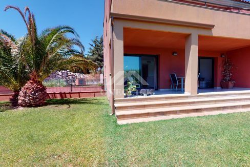 Casa-pareada-Bonmont-garaje-pisicina-Inmobiliaria-One-Cl1ck 21