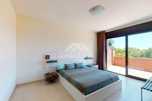 Casa-pareada-Bonmont-garaje-pisicina-Inmobiliaria-One-Cl1ck 28