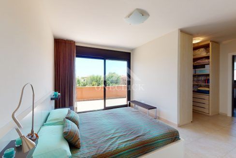 Casa-pareada-Bonmont-garaje-pisicina-Inmobiliaria-One-Cl1ck 29