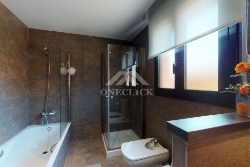 Casa-pareada-Bonmont-garaje-pisicina-Inmobiliaria-One-Cl1ck 32
