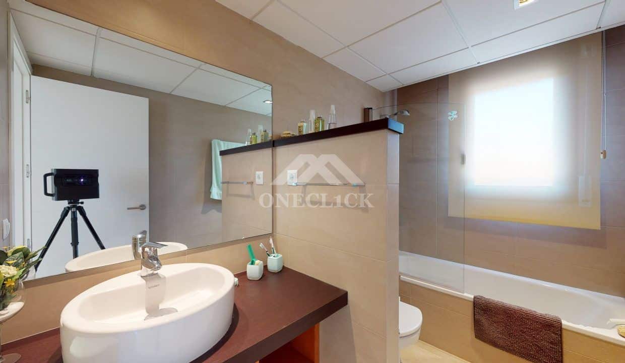 Casa-pareada-Bonmont-garaje-pisicina-Inmobiliaria-One-Cl1ck 34
