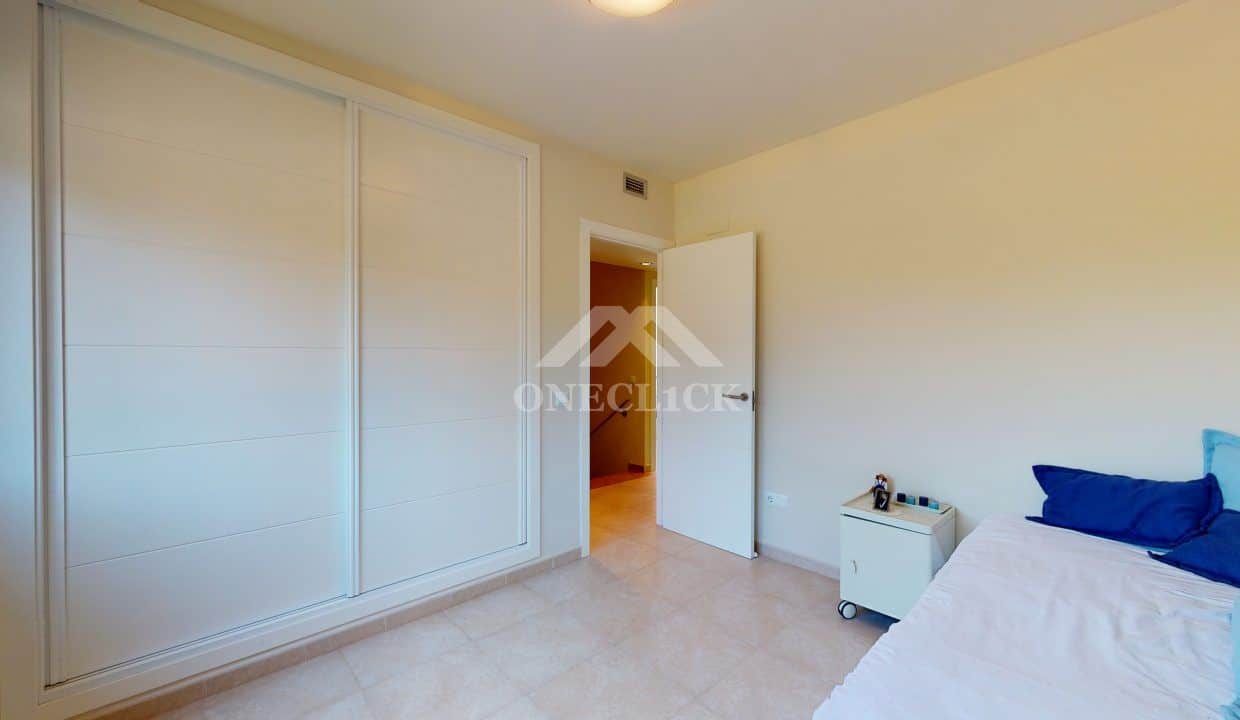 Casa-pareada-Bonmont-garaje-pisicina-Inmobiliaria-One-Cl1ck 36