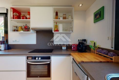 Casa-pareada-Bonmont-garaje-pisicina-Inmobiliaria-One-Cl1ck 4
