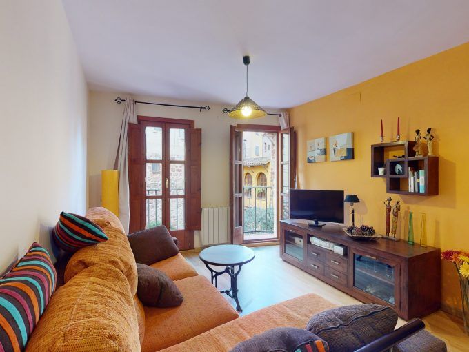 Piso-Prades-Inmobiliaria-One-Cl1ck 1