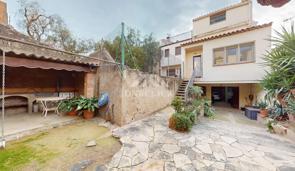 Raval-Vinyols-02262024_214425