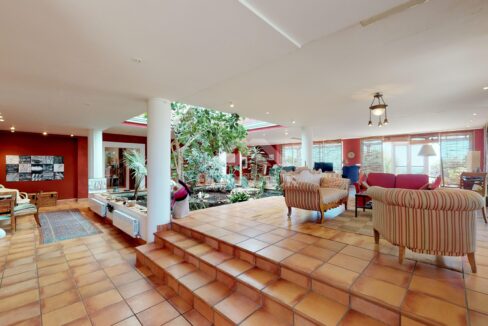 Chalet-en-Vilanova-dEscornalbou-09222024_155226