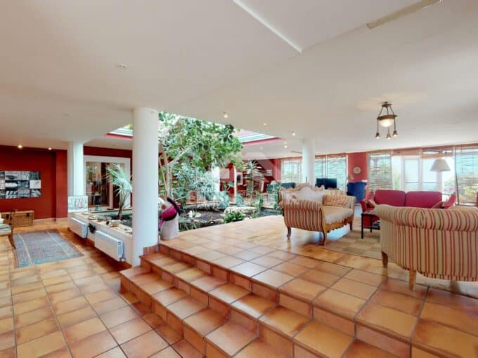 Chalet-en-Vilanova-dEscornalbou-09222024_155226