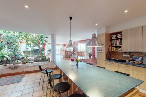 Chalet-en-Vilanova-dEscornalbou-09222024_161844