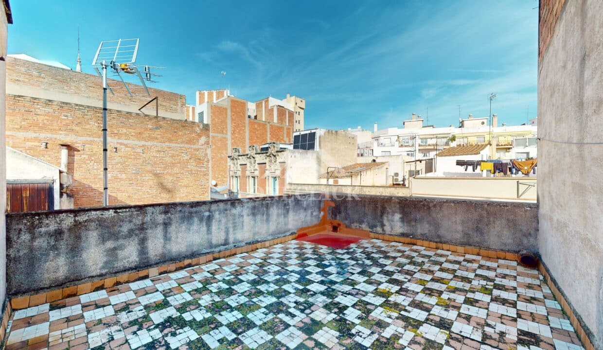 Edificio-venta-Reus-Llovera-Inmobiliaria-One-Cl1ck (35)