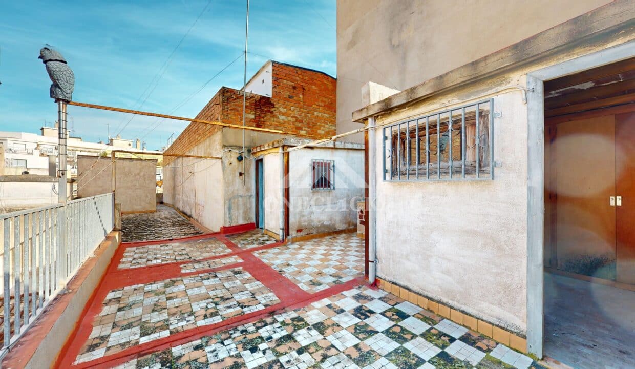 Edificio-venta-Reus-Llovera-Inmobiliaria-One-Cl1ck (40)