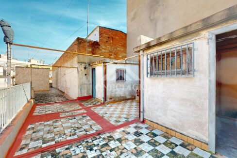 Edificio-venta-Reus-Llovera-Inmobiliaria-One-Cl1ck (40)