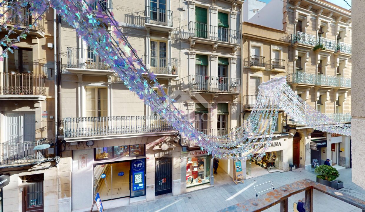 Edificio-venta-Reus-Llovera-Inmobiliaria-One-Cl1ck (42)
