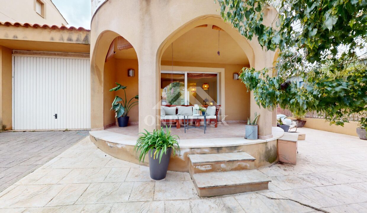 Casa-pareada-Vilafortuny-Inmobiliaria-One-Cl1ck-Cambrils (3)