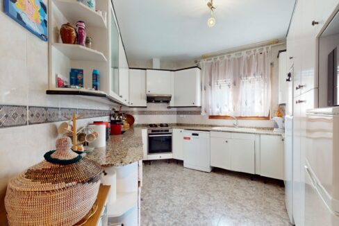 Chalet-unifamiliar-piscina-Miami-Playa-Inmobiliaria (10)