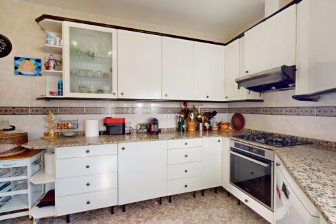 Chalet-unifamiliar-piscina-Miami-Playa-Inmobiliaria (11)