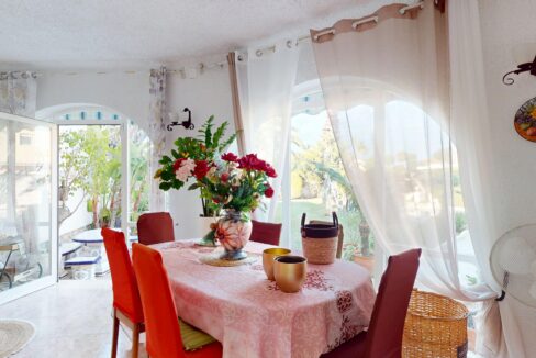 Chalet-unifamiliar-piscina-Miami-Playa-Inmobiliaria (24)
