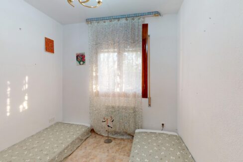 Chalet-unifamiliar-piscina-Miami-Playa-Inmobiliaria (27)