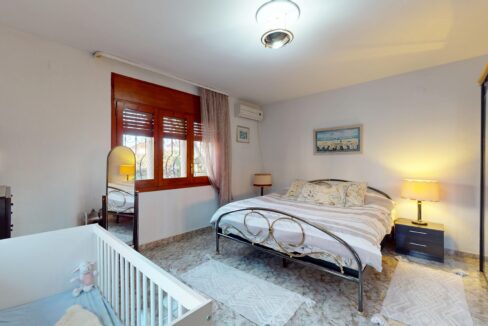 Chalet-unifamiliar-piscina-Miami-Playa-Inmobiliaria (29)