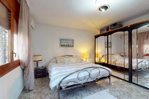 Chalet-unifamiliar-piscina-Miami-Playa-Inmobiliaria (30)