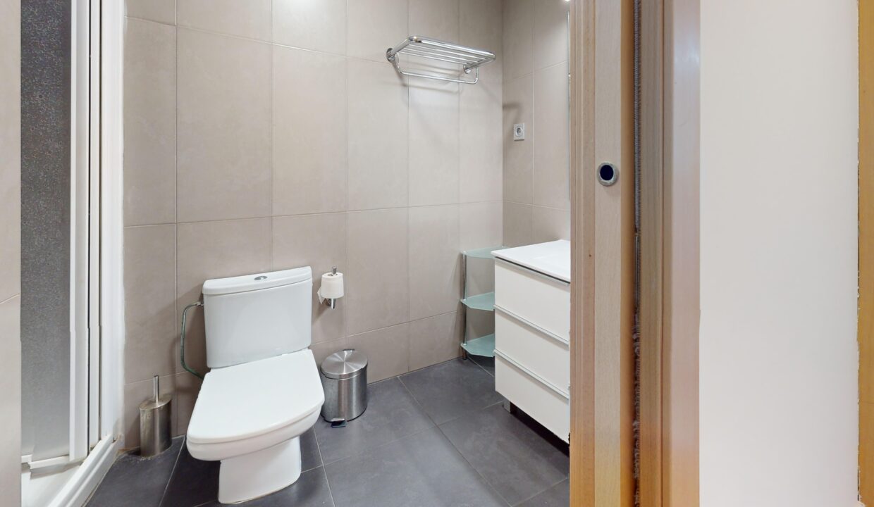 Ancora-20-1izq-Bathroom